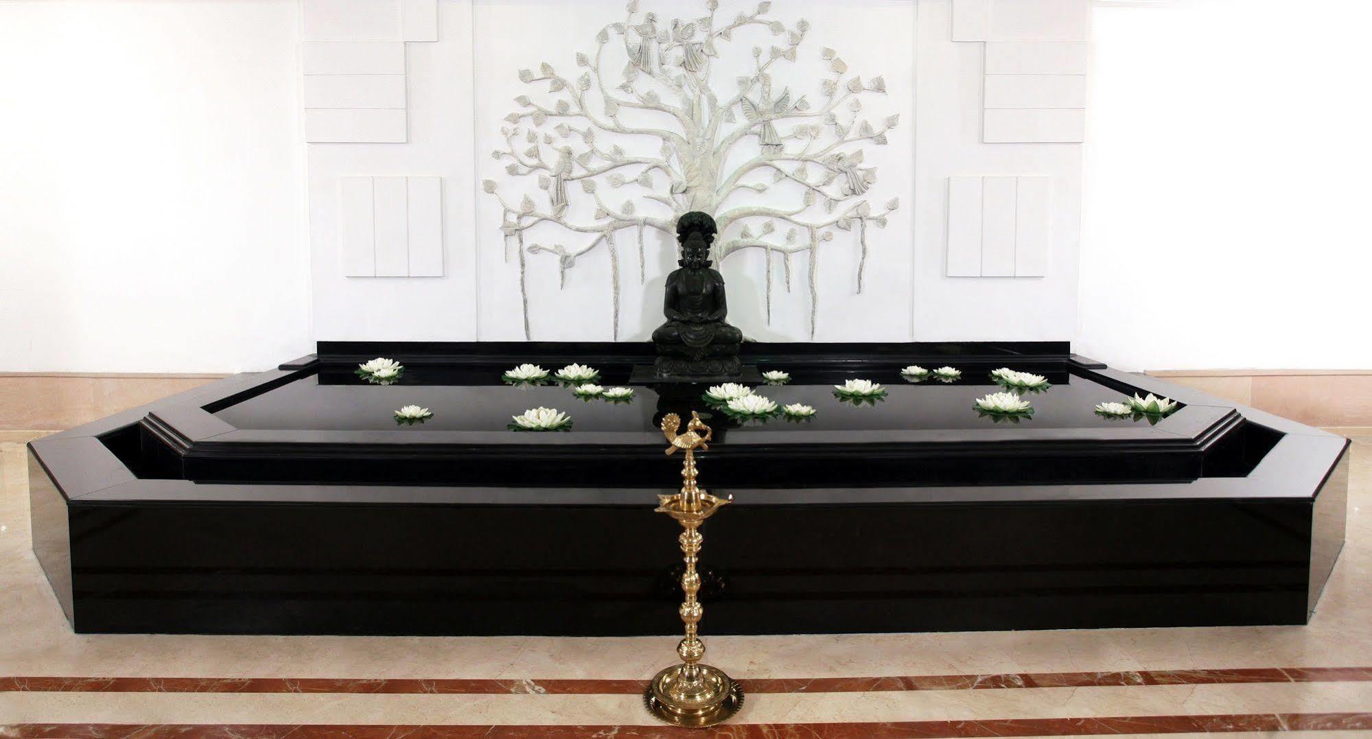 晨奈绿色公园酒店 钦奈 外观 照片 The Samadhi of Sri Narasimha Swamy