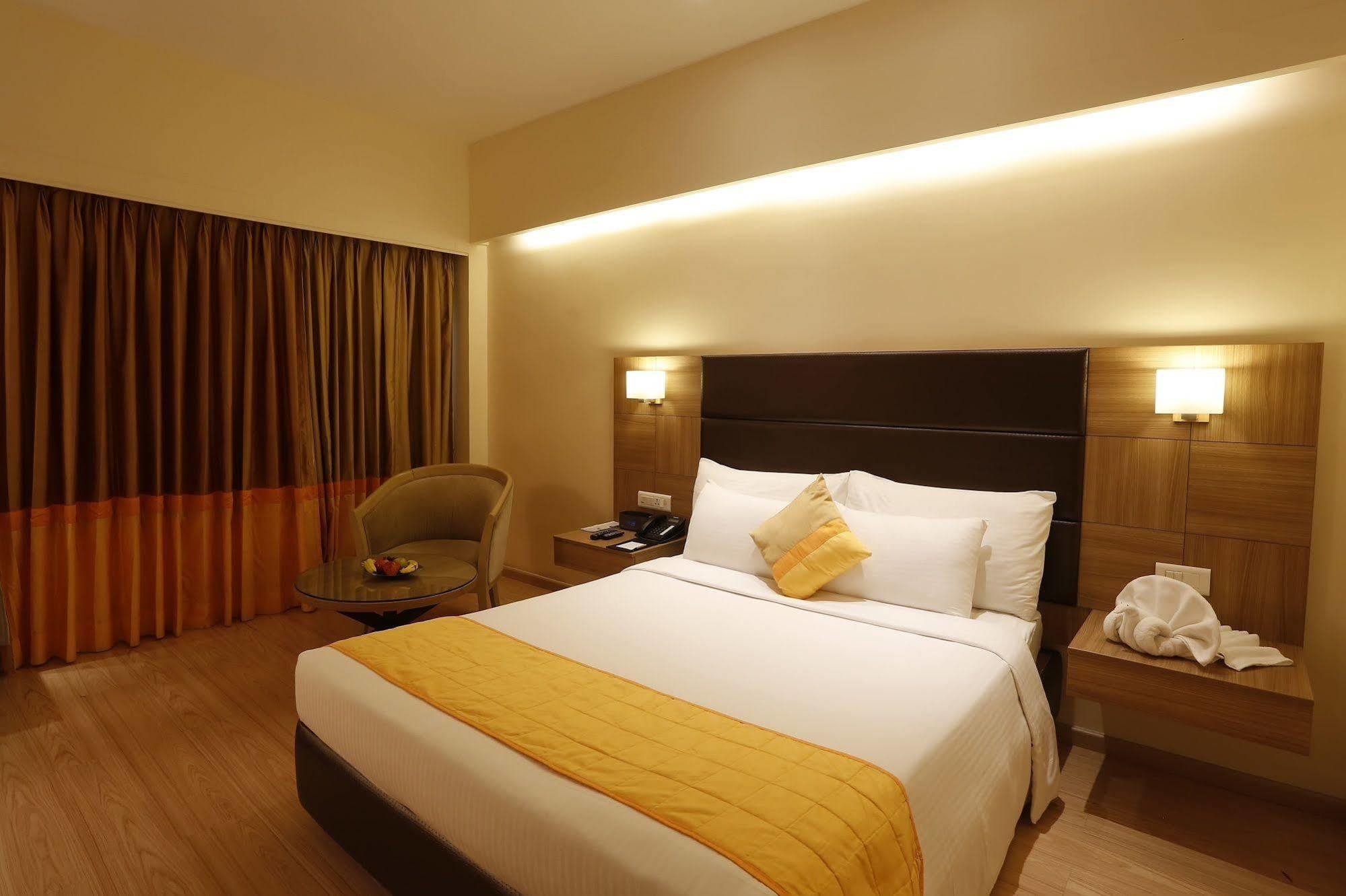 晨奈绿色公园酒店 钦奈 外观 照片 A room at the hotel