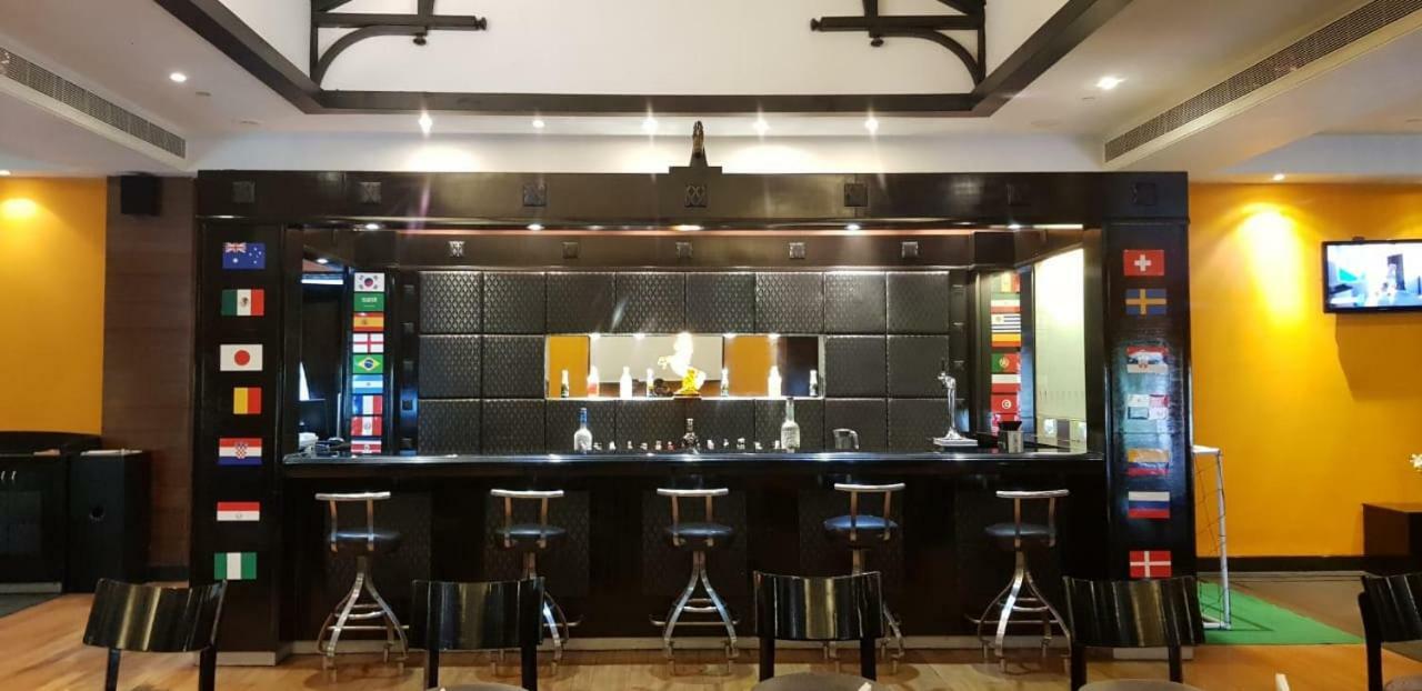 晨奈绿色公园酒店 钦奈 外观 照片 A coffee bar in a coffee shop